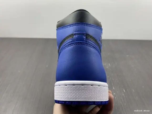 Rep Onekick Air Royal Jordan Retro 1 555088-007 0404